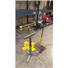 Image 1 : 2 ADJUSTABLE HEAVY DUTY MATERIAL ROLLERS & ADJUSTABLE KING CANADA SHOP LAMP