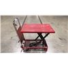 Image 3 : ULINE 330LB HYDRAULIC MOBILE LIFT TABLE