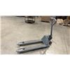 Image 1 : BLUE INDUSTRIAL PALLET JACK