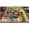 Image 1 : LARGE GROUP OF TAP AND DIE TOOLS & BITS