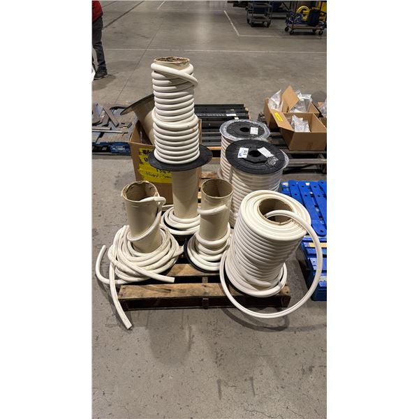 PALLET OF ASSORTED RUBBER WEATHER STRIPPING