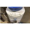 Image 3 : VITAPUR WATER COOLER/DISPENSER *WATER JUG NOT INCLUDED*