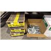 Image 2 : 4 ROLLS OF STEEL BANDING & 7 BOXES OF STEEL STRAPPING SEALS & CLIPS