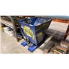 Image 1 : BLUE ULINE H-2641 HALF YARD STANDARD DUTY DUMP HOPPER