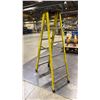 Image 2 : FEATHERLITE YELLOW 6' FIBERGLASS LADDER