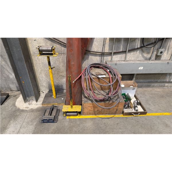 GROUP OF ASSORTED SHOP ITEMS- MATERIAL ROLLER, MACHINIST VICE, WOODEN STEPS, WELDERS CURTAIN, AIR