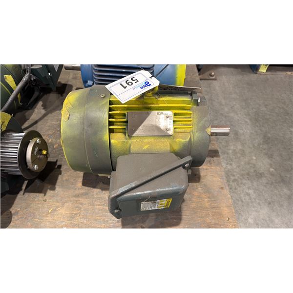 TOSHIBA 10 HP ELECTRIC MOTOR