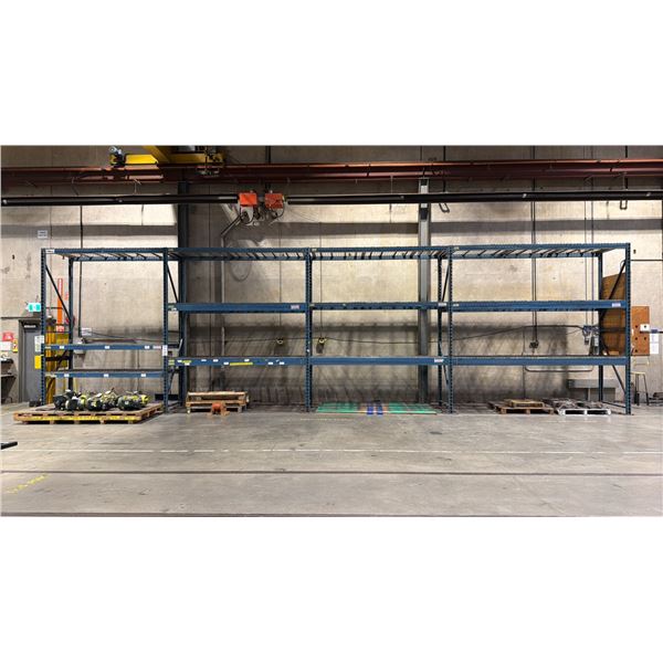 4 BAYS OF BLUE PALLET RACKING W/MESH DECK SHELVING - (5) UPRIGHTS AND (24) 10FT SIDE RAILS