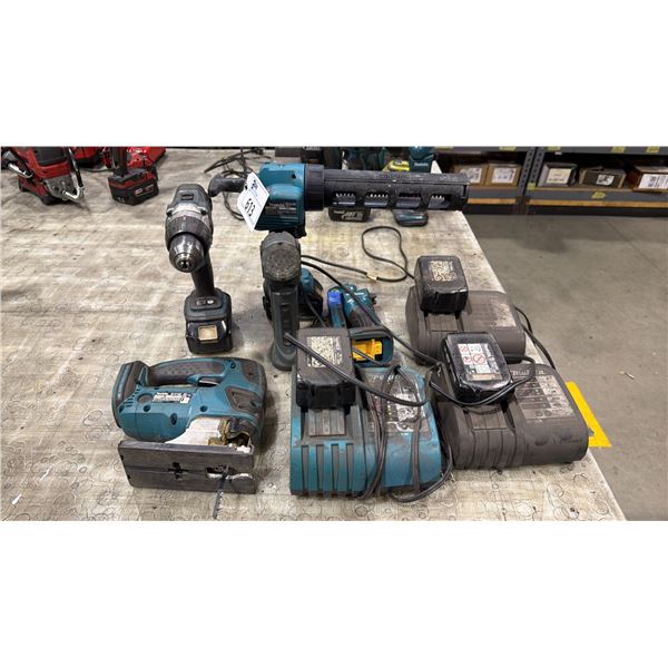 GROUP OF MAKITA CORDLESS POWER TOOLS- DRILL, JIGSAW, APPLICATOR GUN, 2 WORK LIGHTS, 3 CHARGERS & 5
