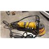 Image 4 : 2 MAKITA GRINDERS & 1 DEWALT GRINDER