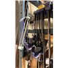 Image 5 : GROUP OF APPROX 23 QUICK GRIP CLAMPS