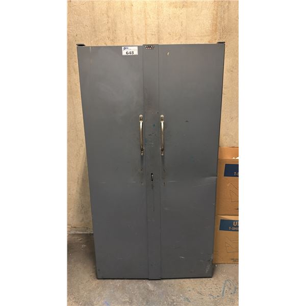 GREY METAL 2 DOOR CABINET WITH CONTENTS - PROFESSIONAL PAINTERS TOOLS, SUPPLIES, FITTINGS,