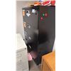 Image 3 : 2 FILING CABINETS