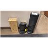 Image 3 : 2 HONEYWELL FLOOR HEATERS, FOLDING GRABBER TOOL & 2 HI-VIS WORK JACKETS (L & 3XL)