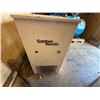 Image 2 : GARDNER DENVER COMPRESSED AIR DRYER