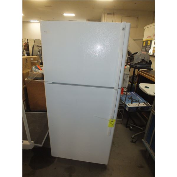 GE Refrigerator