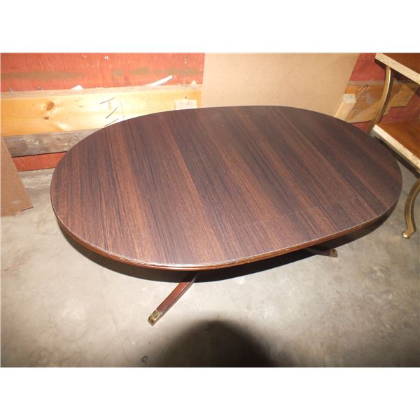 Coffee Table & Floor Lamp