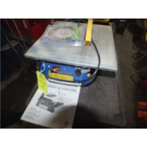 Master Cut 7" Tile Saw w/ Extra Blade
