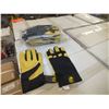 Image 1 : 1 case Of XL Work Gloves