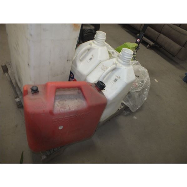2 Fuel Cans & 1 Jerry Can