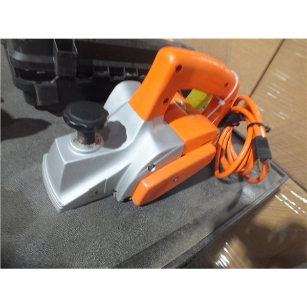 Black n Decker 5/8" Surface Plainer