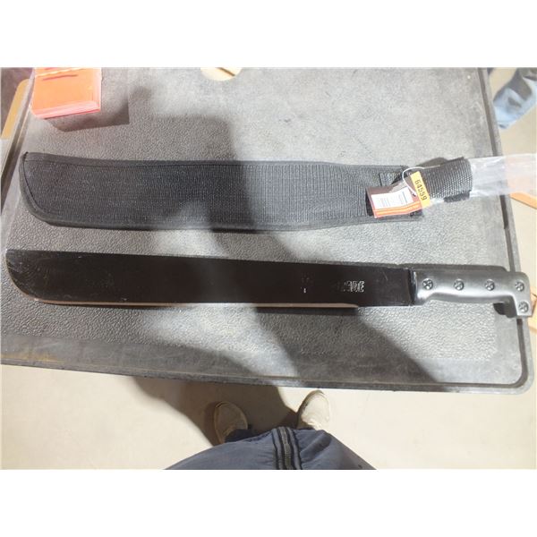 18" Machete