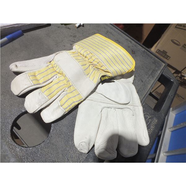 12 Pairs Of Fleece Lined Winter Work Gloves