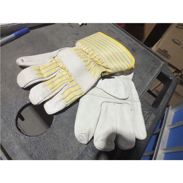 12 Pairs Of Fleece Lined Winter Work Gloves