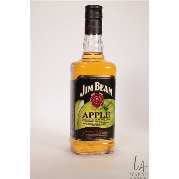 Jim Beam / Apple / Apple Flavoured Bourbon / 750ml / 35% ABV Note: Alcohol cannot be insured by any 