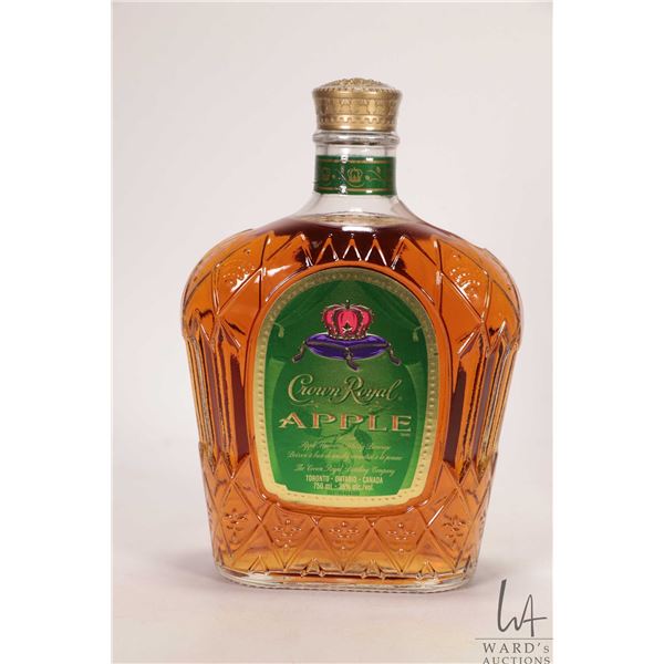 Crown Royal / Apple / Apple Flavoured Whisky Beverage / 750ml / 35% ABV Note: Alcohol cannot be insu