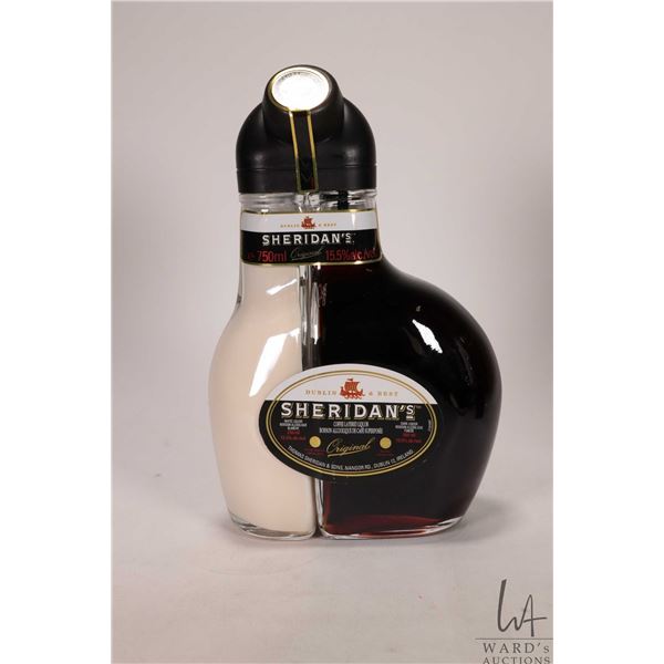 Sheridan's / Coffee Layered Liqour / 250ml White Liqour / 500ml Dark Liqour / 15.5% ABV Note: Alcoho