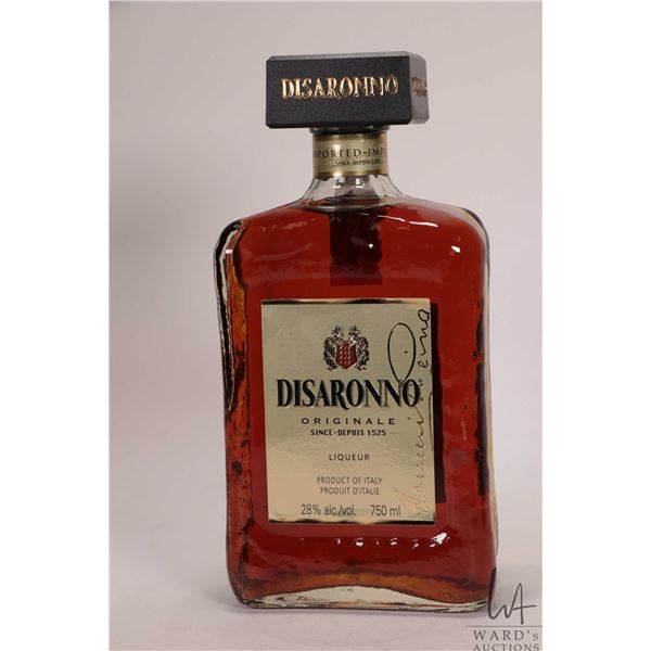 Disaronno / Originale / 750ml / 28% ABV Note: Alcohol cannot be insured by any courier in Canada. Lo