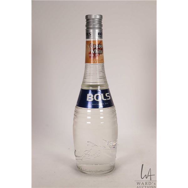 BOLS / Cacao White / 750ml / 24% ABV Note: Alcohol cannot be insured by any courier in Canada. Local