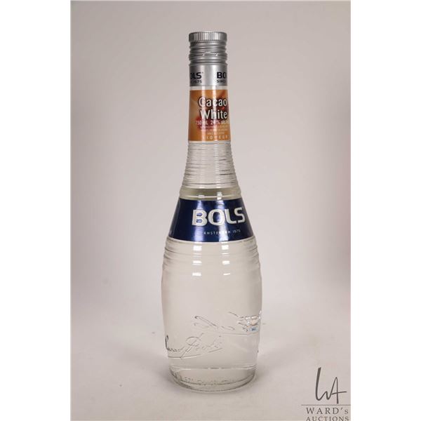 BOLS/ Cacao White / 750ml / 24% ABV Note: Alcohol cannot be insured by any courier in Canada. Local 