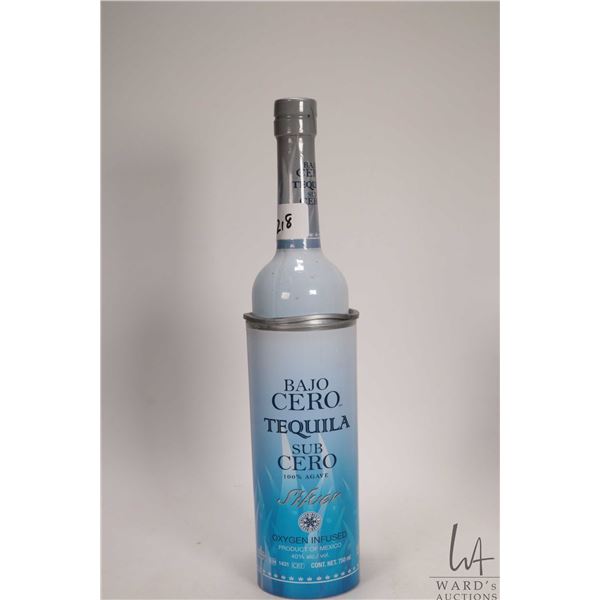 Bajo Cero / Silver / Tequila / 750ml / 40% ABV Note: Alcohol cannot be insured by any courier in Can