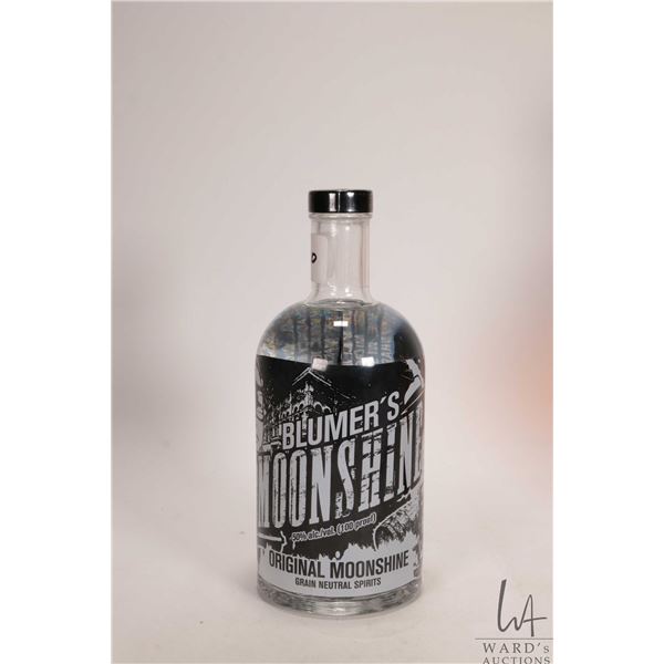 Blumer's / Moonshine / 750ml / 50% ABV Note: Alcohol cannot be insured by any courier in Canada. Loc