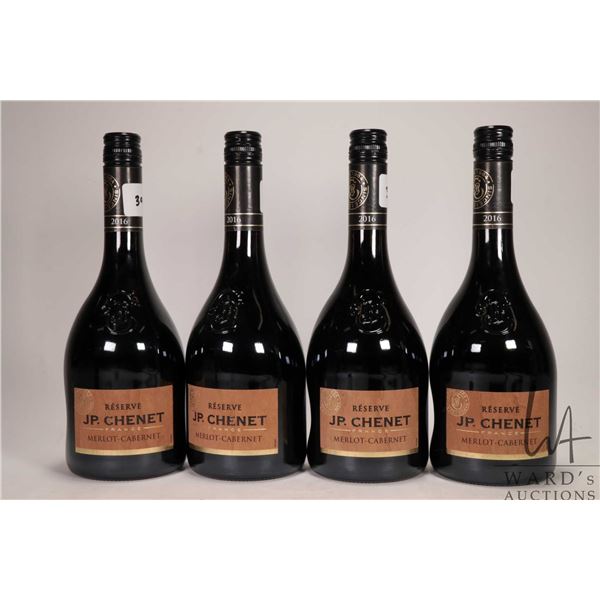 4 bottles of JP. Chenet / Merlot-Cabernet / 750ml / 13.5% ABV Note: Alcohol cannot be insured by any