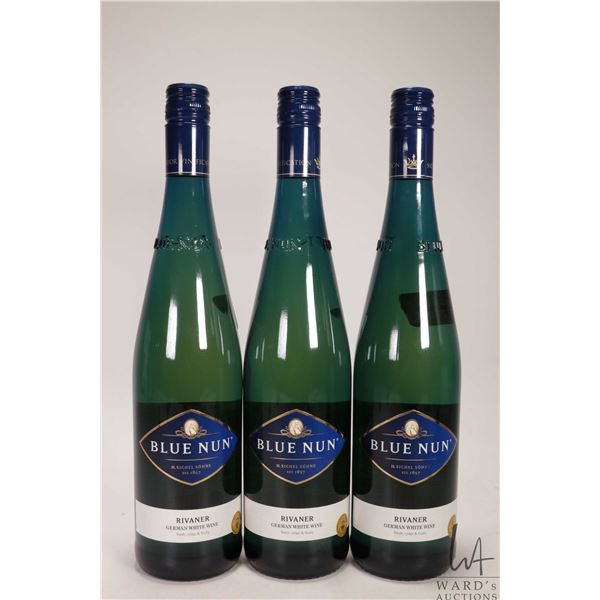 3 bottles of Blue Nun / Rivaner / German White Wine / 750ml / 9.90% ABV Note: Alcohol cannot be insu