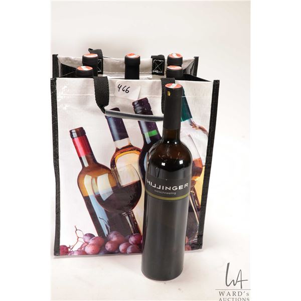 6 bottles of Hillinger / Austrian White Wine / 750ml / 11.5% ABV, with wine carrier bag. Note: Alcoh