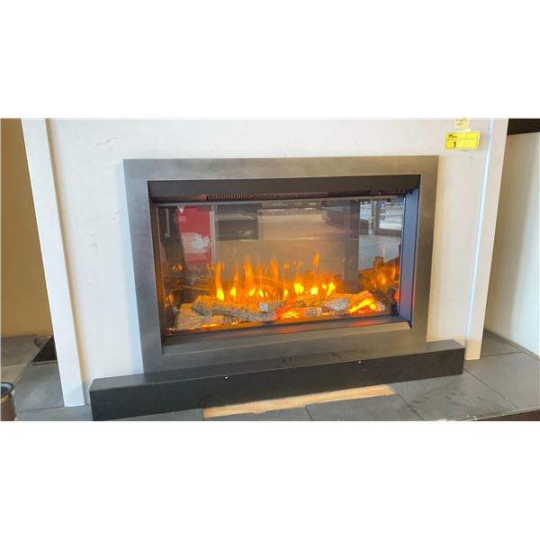 VALOR. GE3. ELECTRIC FIREPLACE INSERT. CAN BE USED TO REPLACE WOOD FIREPLACE. REMOTE CONTROL.