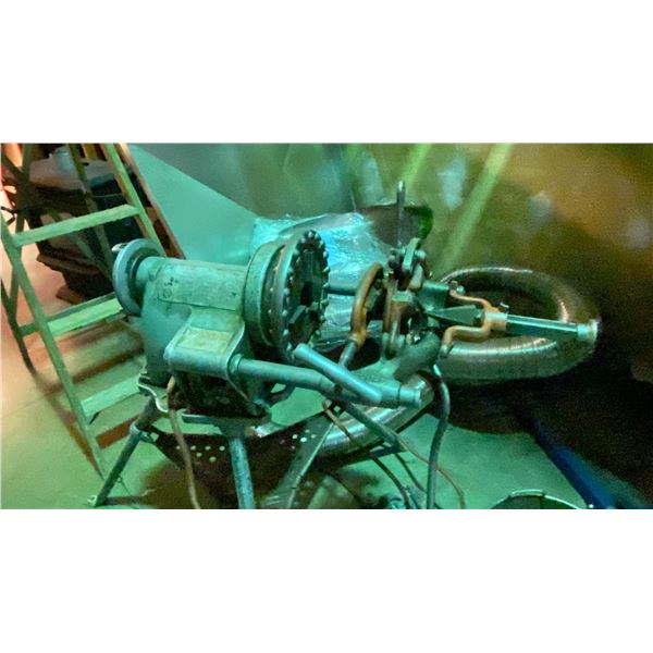 RIDGID PIPE THREADING KIT.