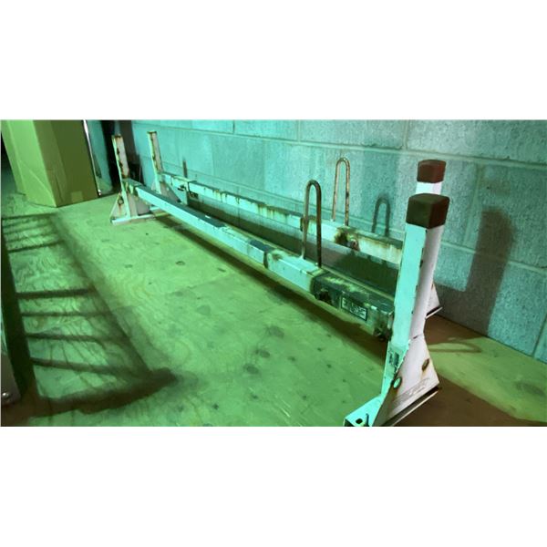 PAIR OF WEATHER GUARD ADJUSTABLE ROOF RACKS FOR A VAN