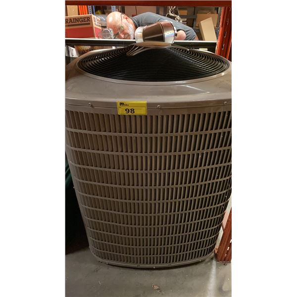 BRYANT EVOLUTION 2 STAGE HEAT PUMP. MODEL 288ANA048-B