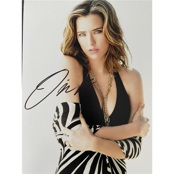 Madam Secretary Tea Leoni signed photo