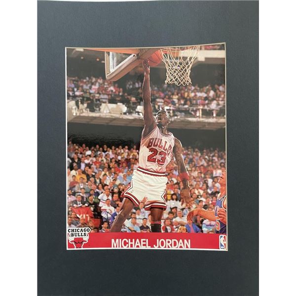 Michael Jordan unsigned photo