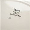 Image 7 : 20pc Spode Christmas Tree Dinnerware Set- Service for 4