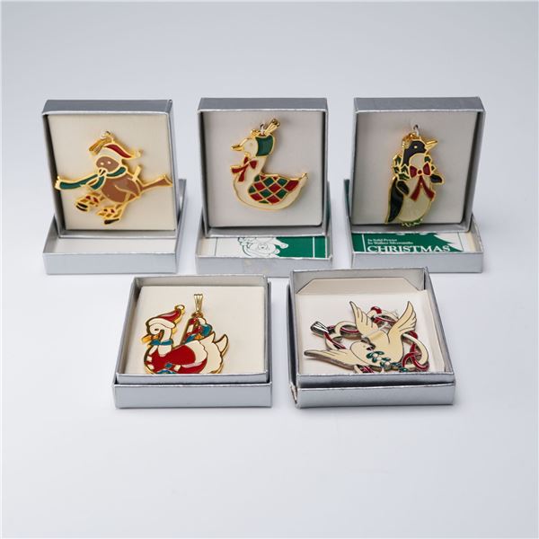 5pc Wallace Silversmiths Enameled Christmas Pendants