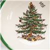 Image 7 : 16pc Spode Earthenware Tableware Ensemble, Christmas Tree