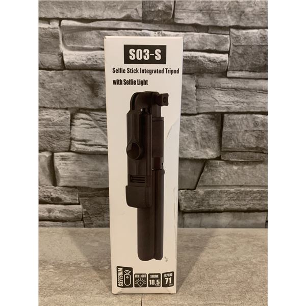 SO3-S Selfie Stick Integrated Tripod With Selfie Light