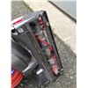 Image 11 : Dyson Ball DC24 Upright Vacuum